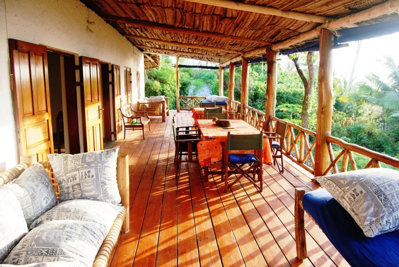 Fully Private 390sqm Zero Minutes To 3 Star Serviced Frühstückspension Gazija